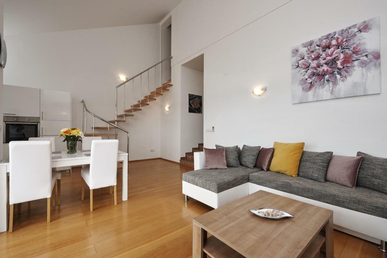Buonocore Apartment Trogir Exterior foto